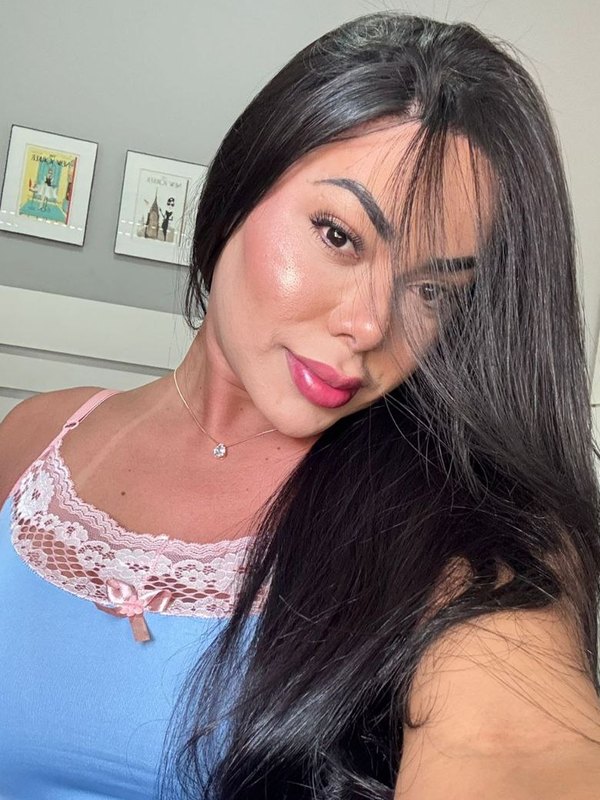 Abela Michely, criadora de conteúdo adulto brasileira